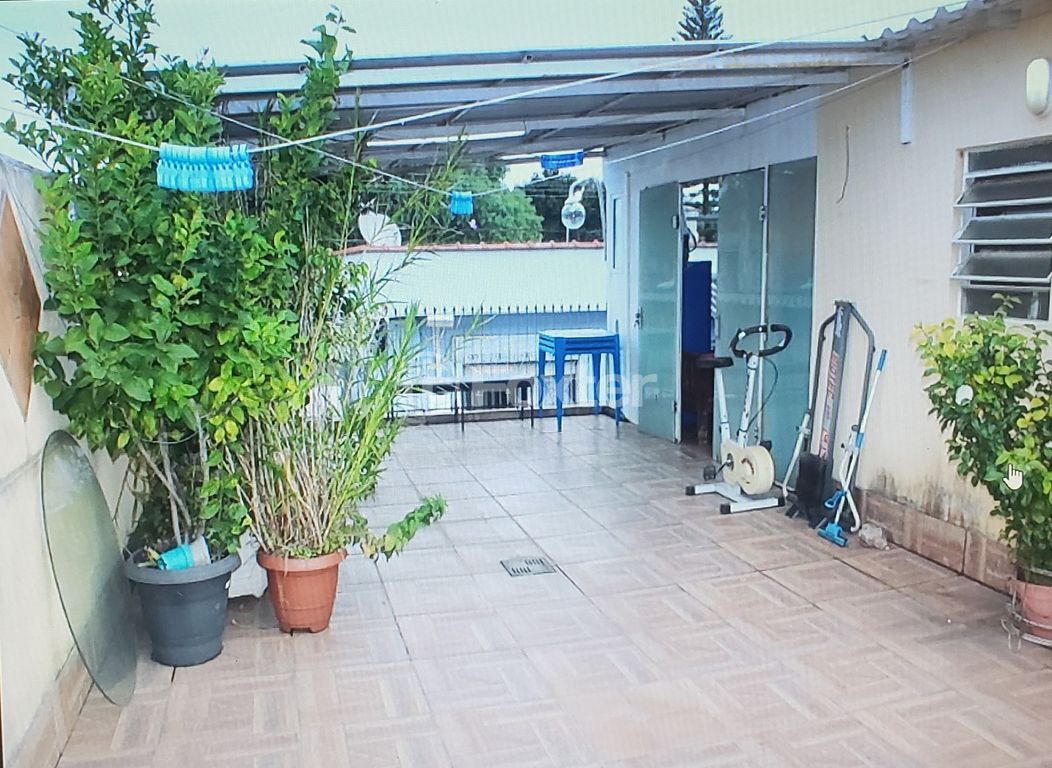 casa sobrado para comprar em Leomar Rodrigues Vieira, 115 - foto 25