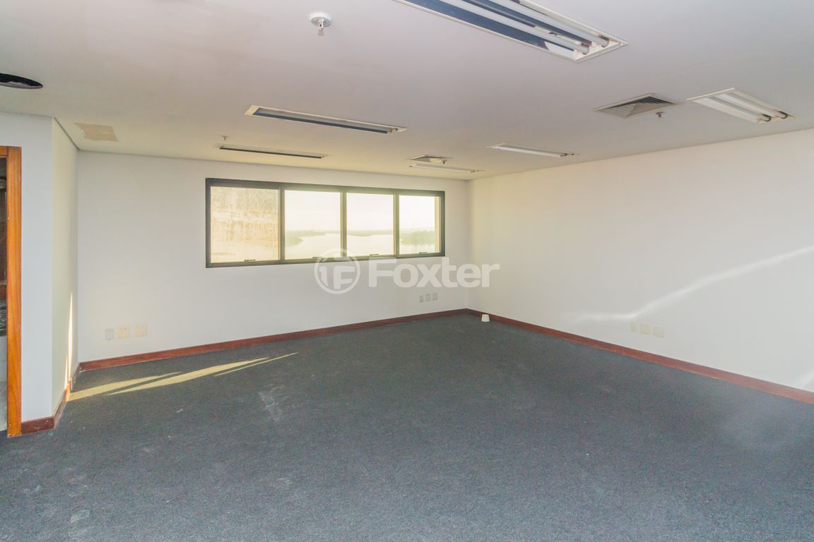 consultorio sala conjunto para comprar em JULIO DE CASTILHOS, 132 - foto 24