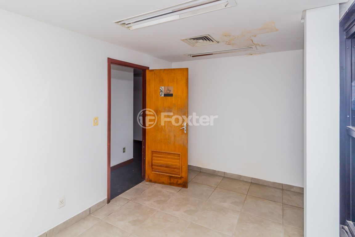 consultorio sala conjunto para comprar em JULIO DE CASTILHOS, 132 - foto 27