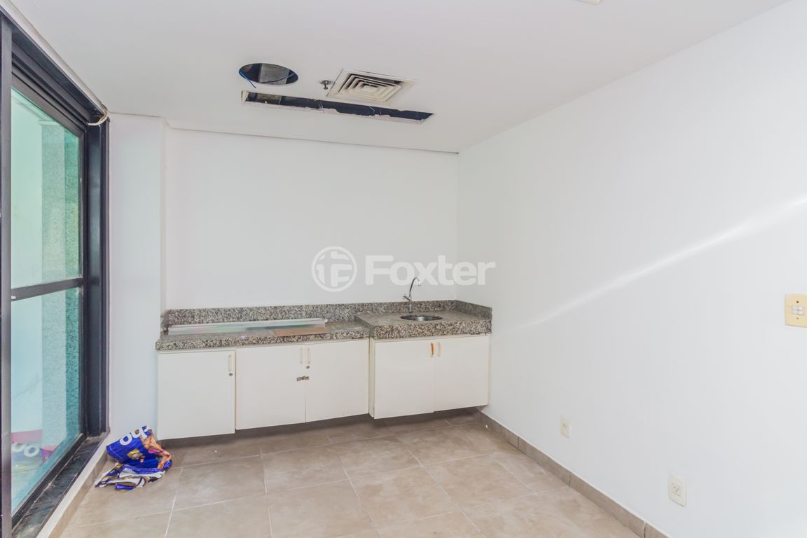 consultorio sala conjunto para comprar em JULIO DE CASTILHOS, 132 - foto 29