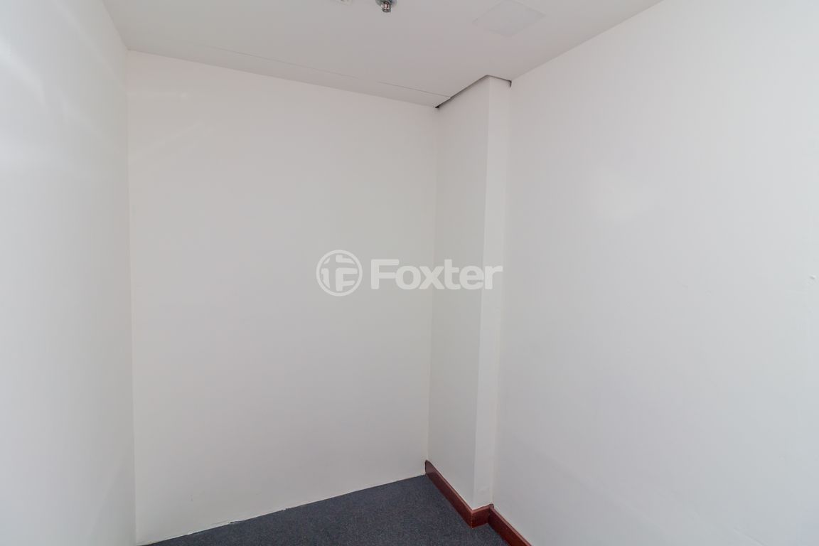 consultorio sala conjunto para comprar em JULIO DE CASTILHOS, 132 - foto 44
