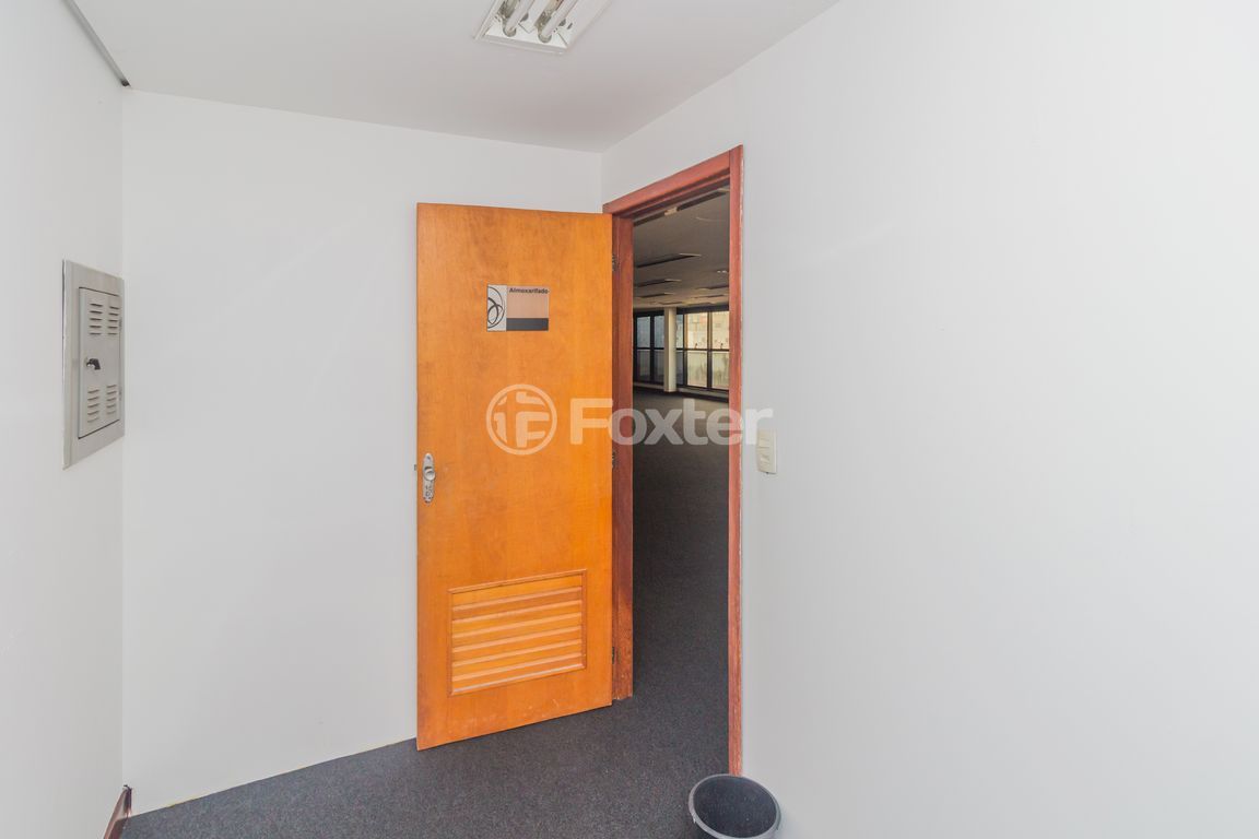 consultorio sala conjunto para comprar em JULIO DE CASTILHOS, 132 - foto 47