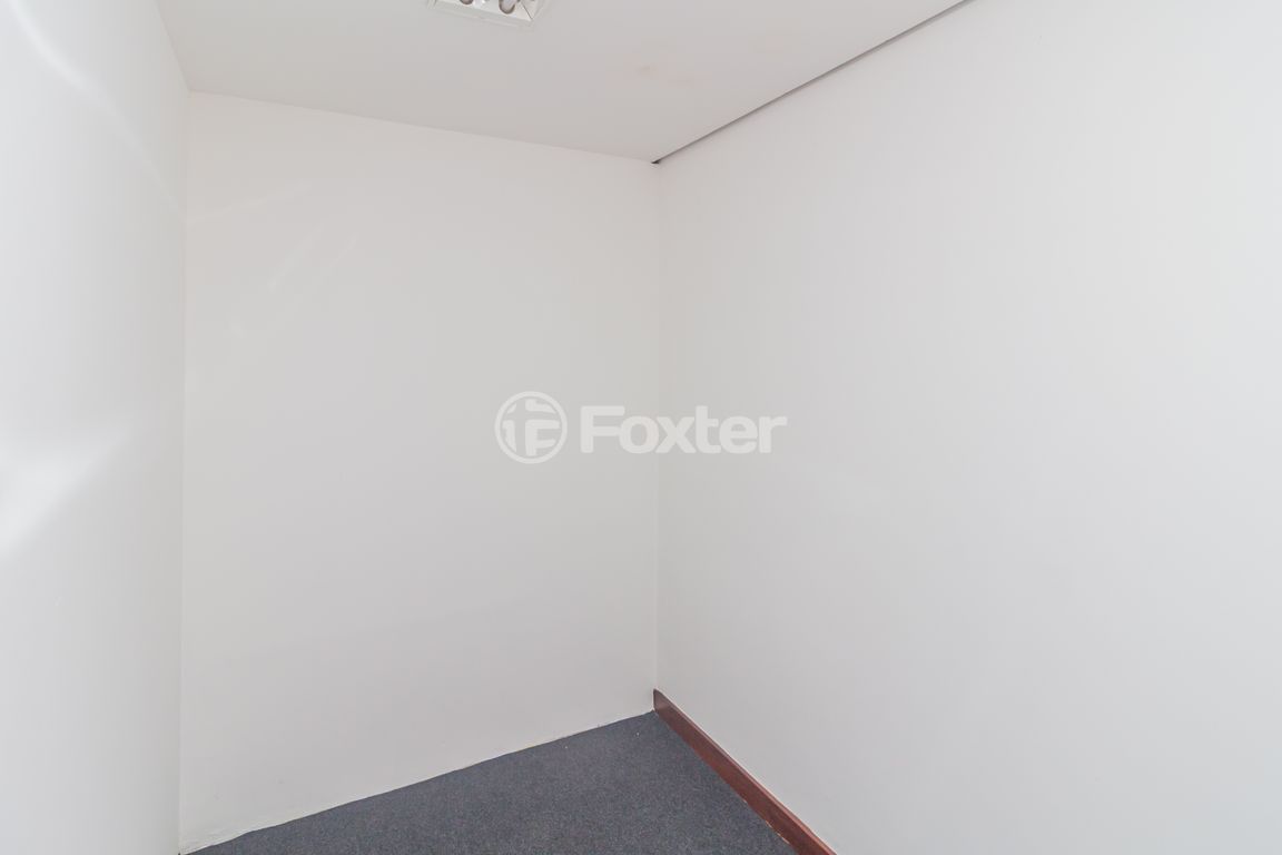 consultorio sala conjunto para comprar em JULIO DE CASTILHOS, 132 - foto 48