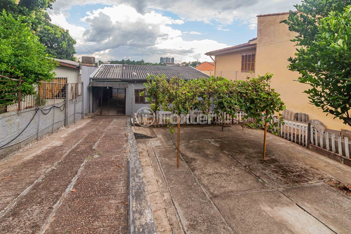 casa sobrado para comprar em Nilo Ruschel, 777 - foto 57