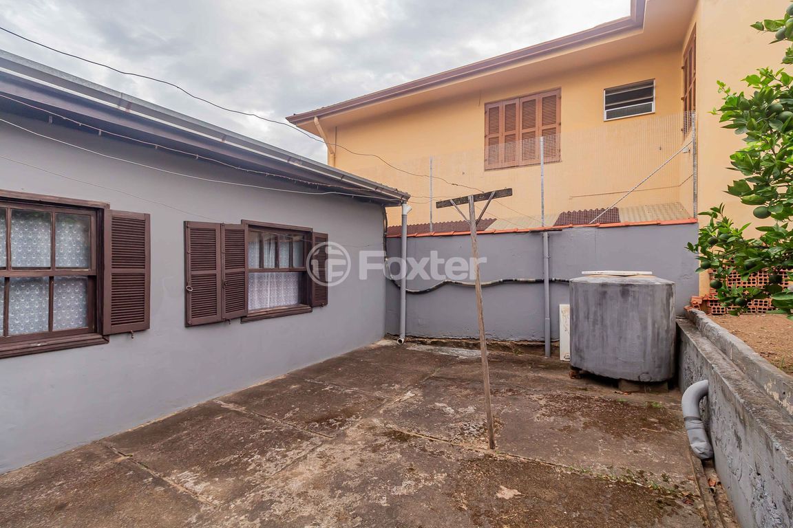 casa sobrado para comprar em Nilo Ruschel, 777 - foto 52