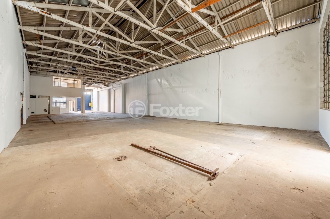 galpao deposito pavilhao para comprar em Santos Dumont, 1186 - foto 25