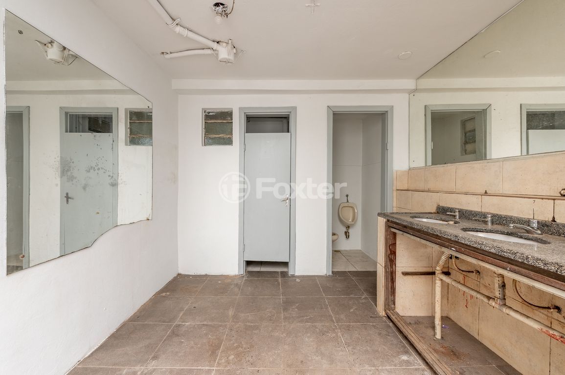 galpao deposito pavilhao para comprar em Santos Dumont, 1186 - foto 14
