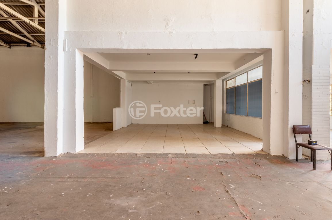 galpao deposito pavilhao para comprar em Santos Dumont, 1186 - foto 15