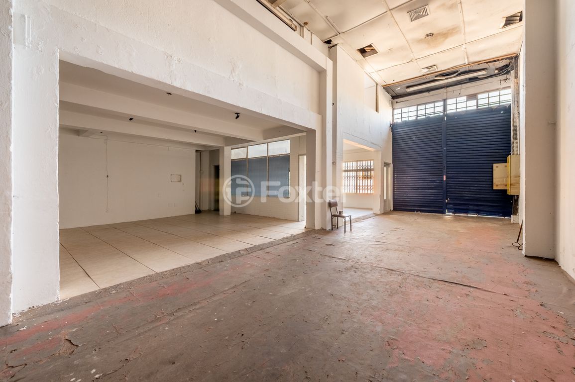 galpao deposito pavilhao para comprar em Santos Dumont, 1186 - foto 20