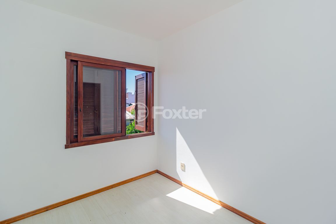 casa sobrado para comprar em Oswaldo Gonçalves Cruz, 439 - foto 27