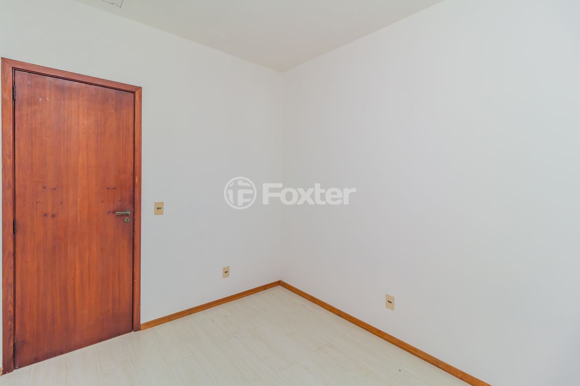 casa sobrado para comprar em Oswaldo Gonçalves Cruz, 439 - foto 29