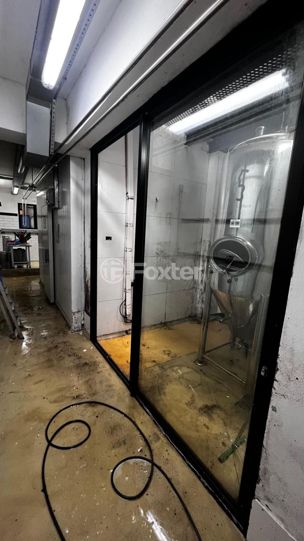 loja ponto comercial para comprar em General Portinho, 245 - foto 30