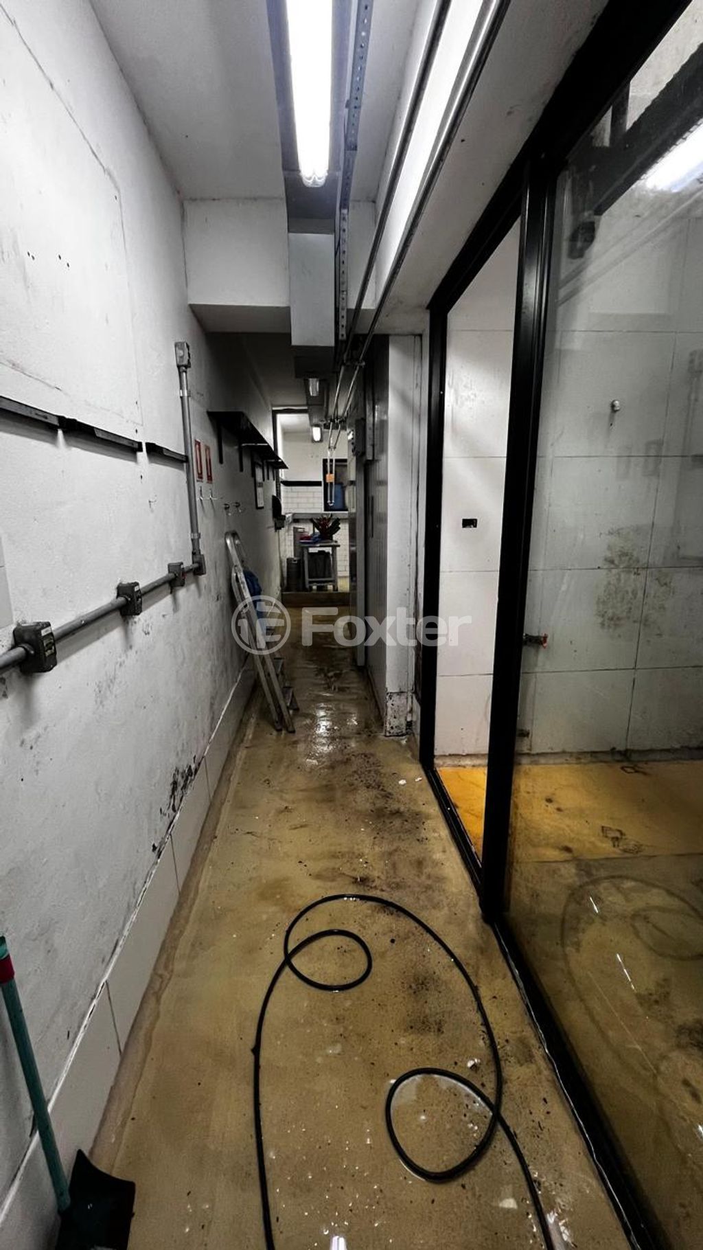 loja ponto comercial para comprar em General Portinho, 245 - foto 15
