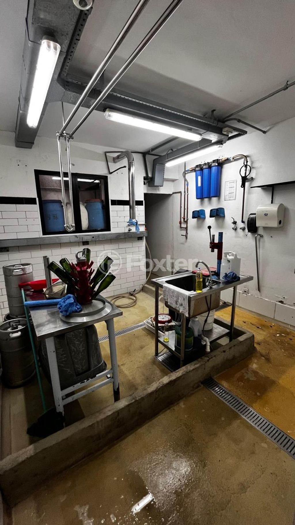loja ponto comercial para comprar em General Portinho, 245 - foto 23