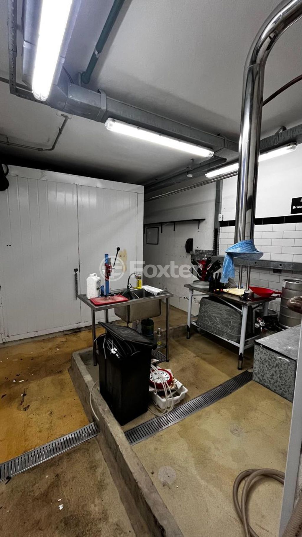 loja ponto comercial para comprar em General Portinho, 245 - foto 17