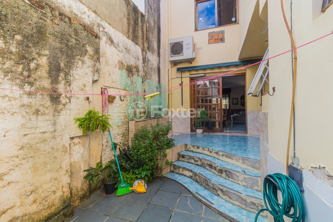 casa sobrado para comprar em Zamenhoff, 135 - foto 48