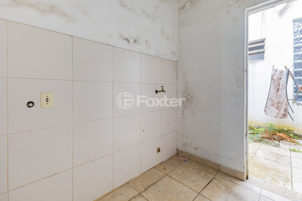 Prédio para comprar em Coronel Aparício Borges, 11 - foto 19