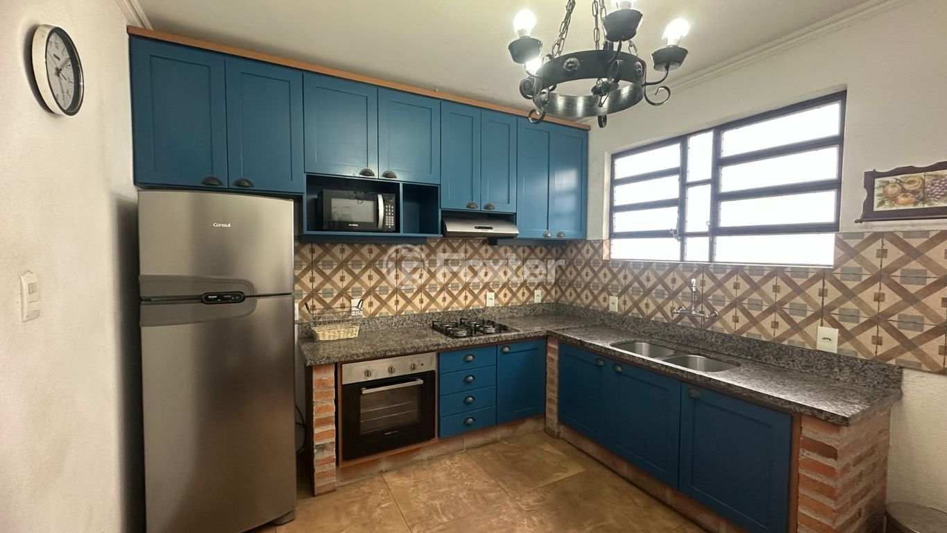 casa sobrado para comprar em Doutor Osvaldo Degrazia, 270 - foto 15
