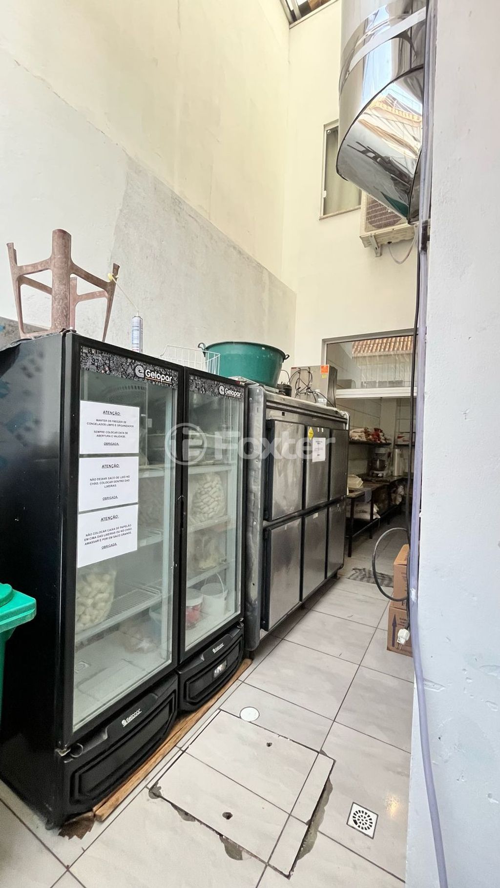 Prédio para comprar em Doutor Pereira Neto, 1199 - foto 27