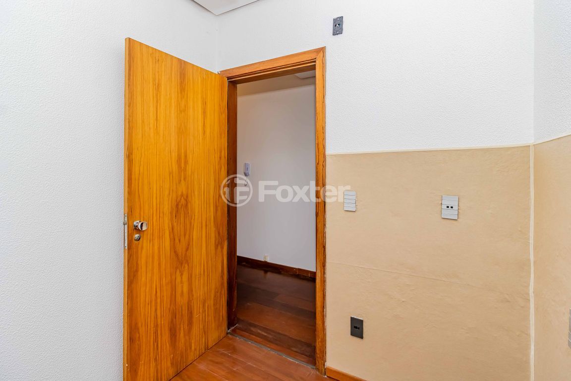 consultorio sala conjunto para comprar em Miguel Tostes, 647 - foto 14