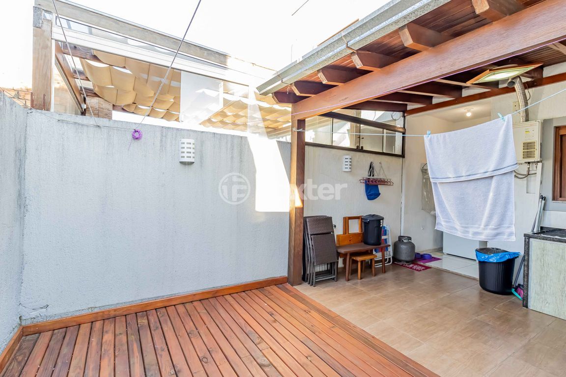 casa sobrado para comprar em das Gaivotas, 132 - foto 29