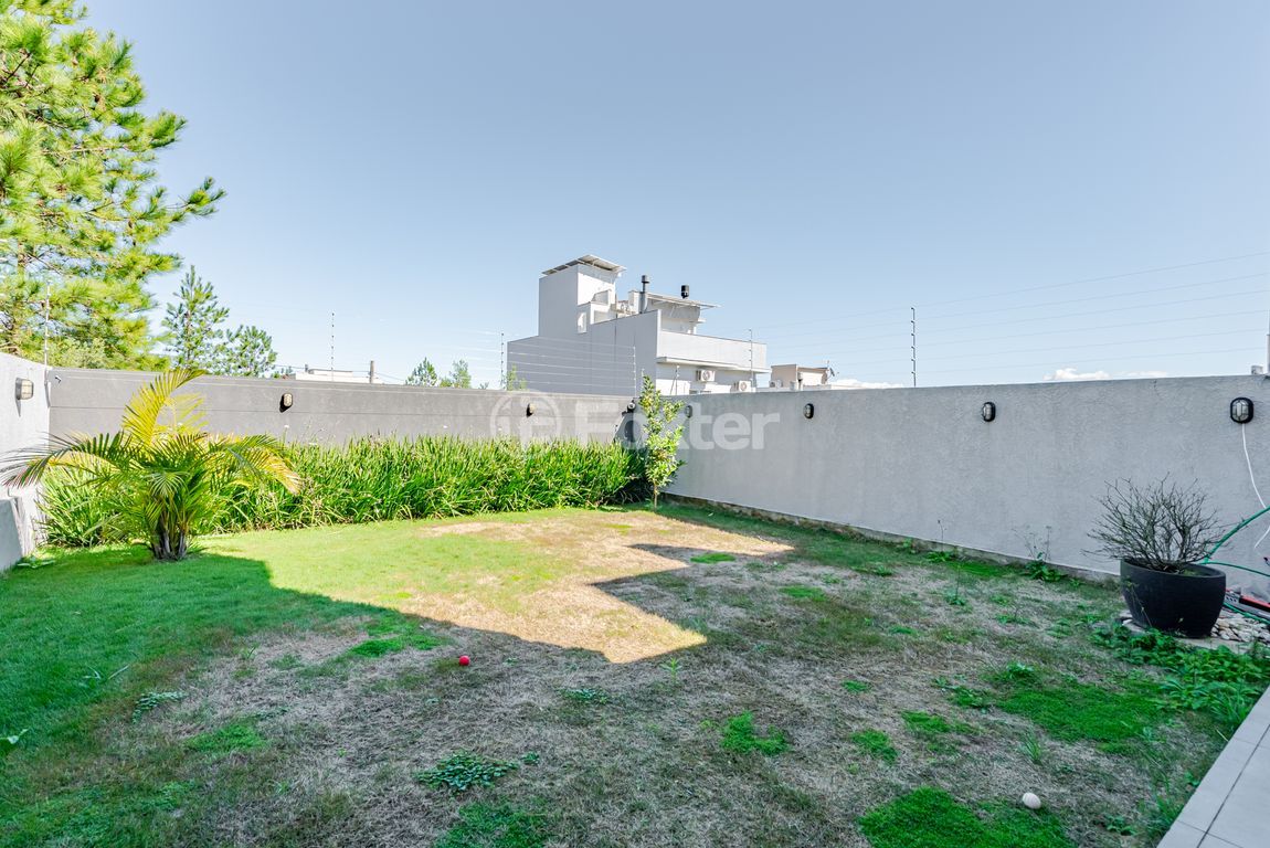 casa sobrado para comprar em Doutor Sérgio de Figueiredo, 40 - foto 13