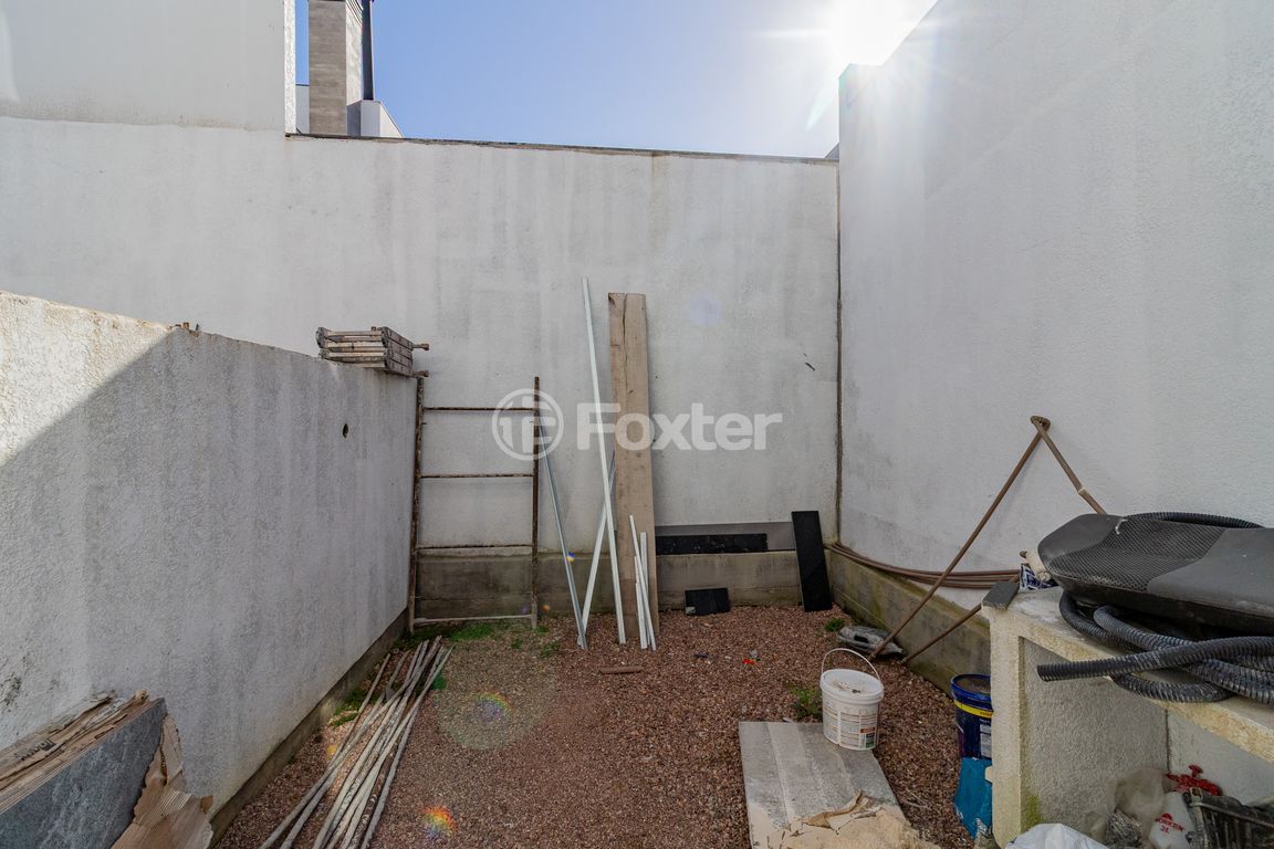 casa sobrado para comprar em Ivo Walter Kern, 240 - foto 31