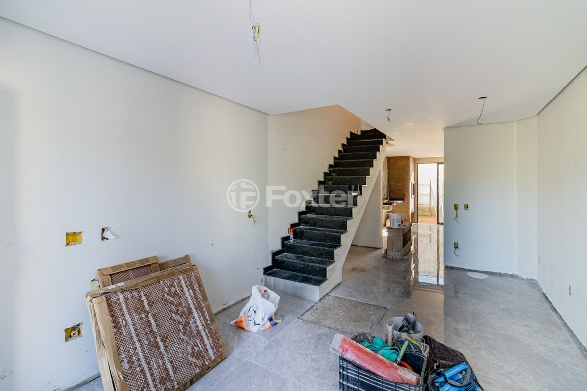 casa sobrado para comprar em Ivo Walter Kern, 240 - foto 2