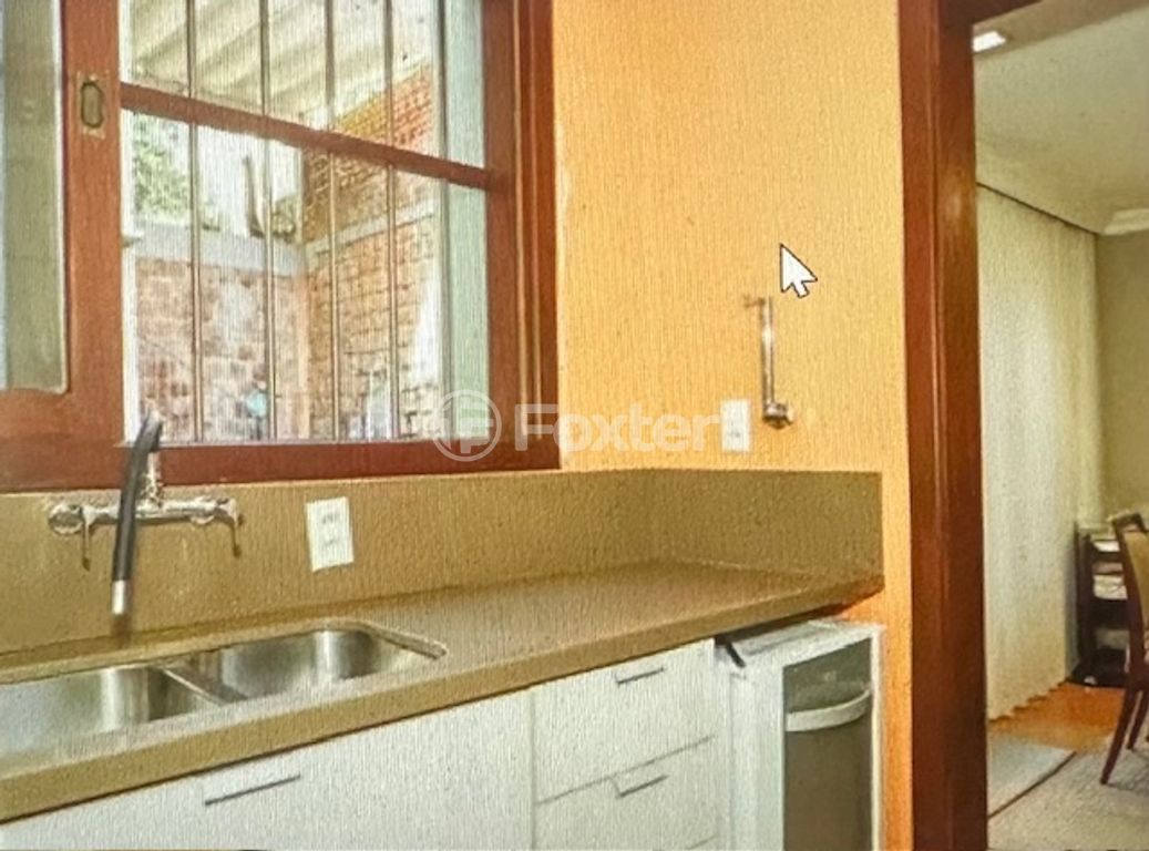 casa sobrado para comprar em Eudoro Berlink, 333 - foto 7
