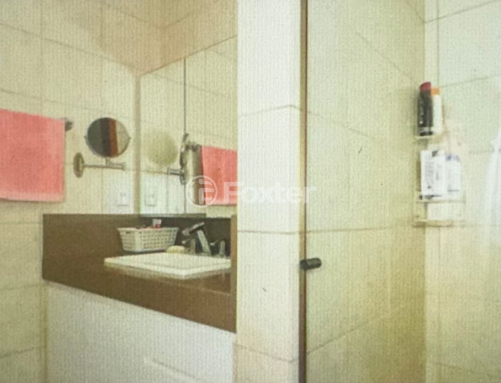 casa sobrado para comprar em Eudoro Berlink, 333 - foto 10
