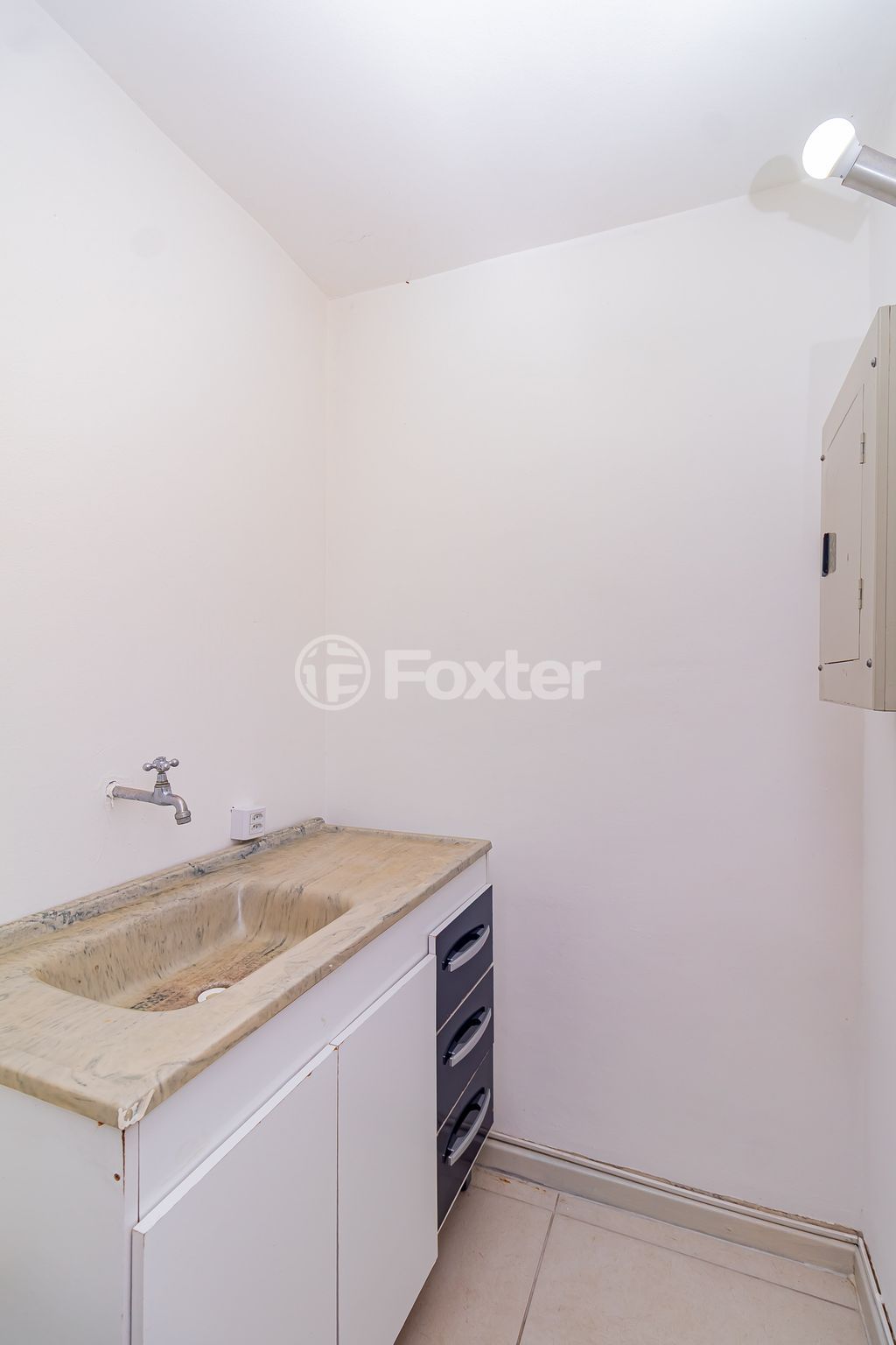 consultorio sala conjunto para comprar em Felipe Camarão, 690 - foto 30