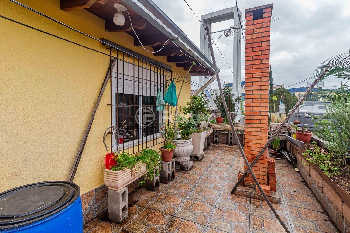 casa sobrado para comprar em Alcides S. Severiano, 130 - foto 28