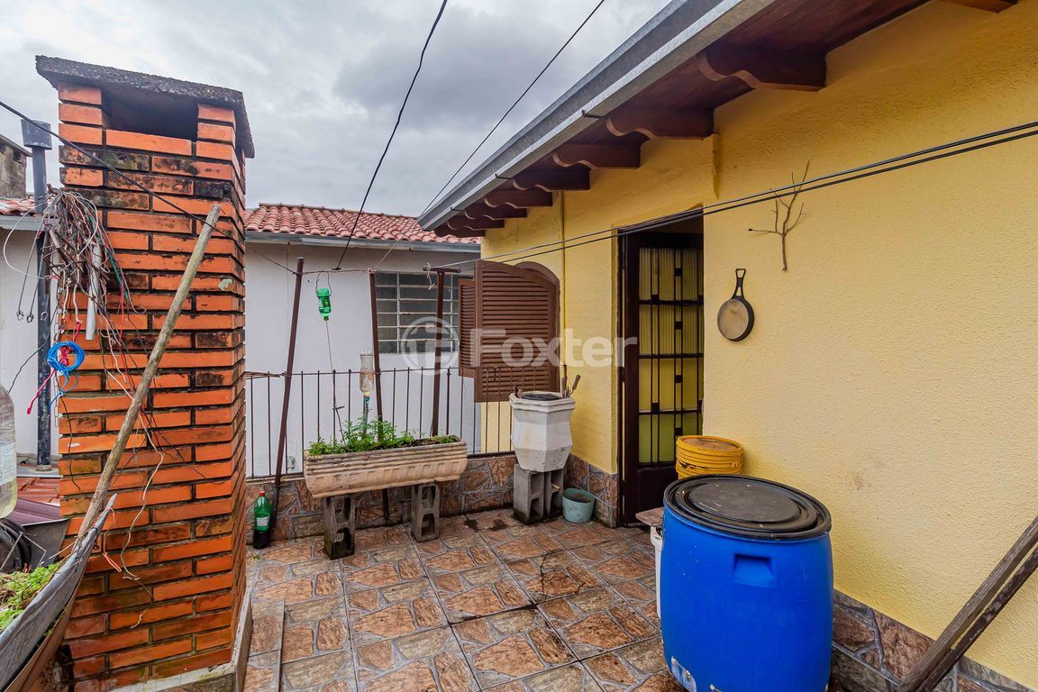 casa sobrado para comprar em Alcides S. Severiano, 130 - foto 30