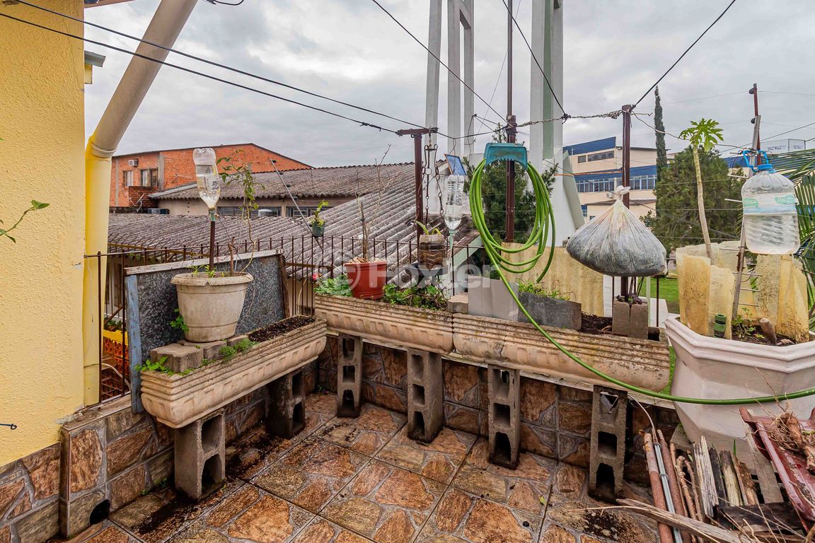 casa sobrado para comprar em Alcides S. Severiano, 130 - foto 32