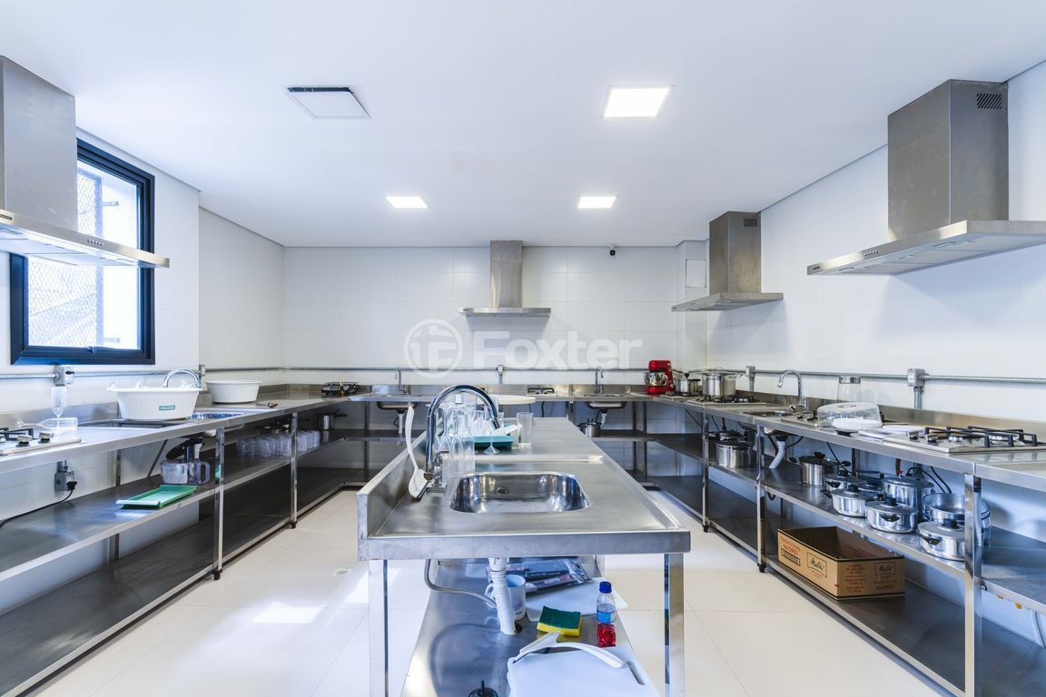 Prédio para comprar em Cristóvão Colombo, 203 - foto 35