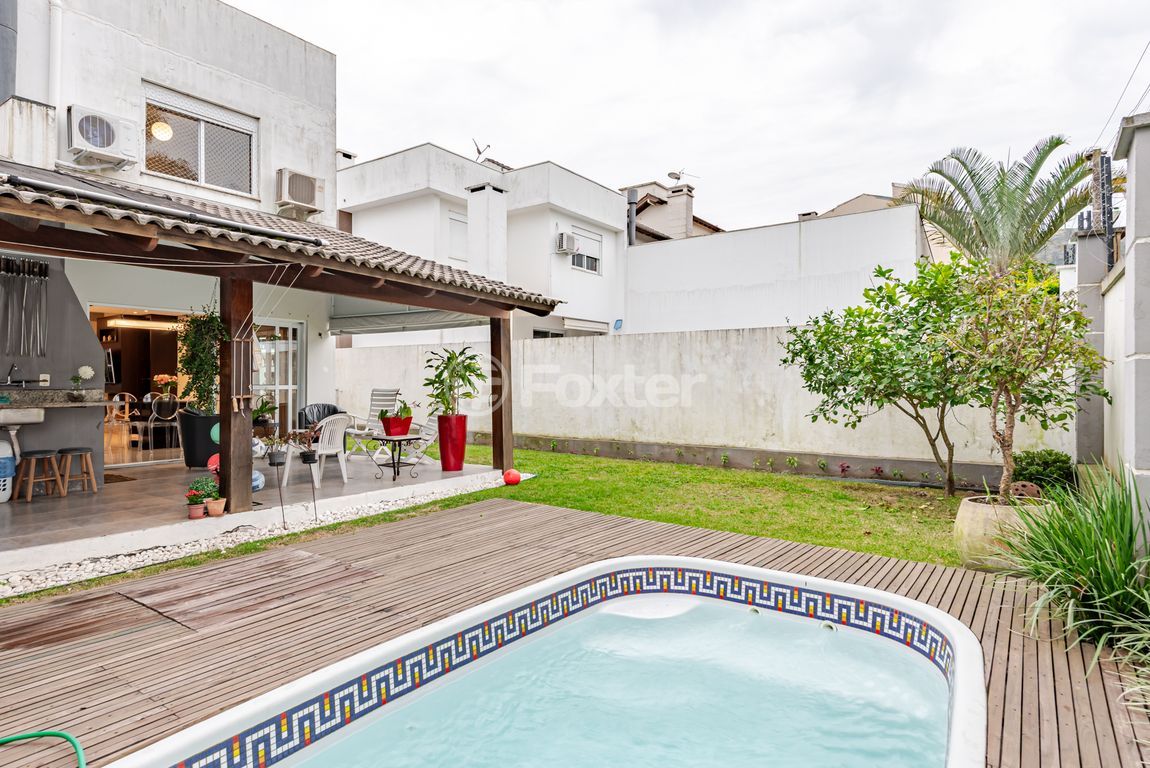 Casa em condominio para comprar em EDGAR PIRES DE CASTRO, 540 - foto 24