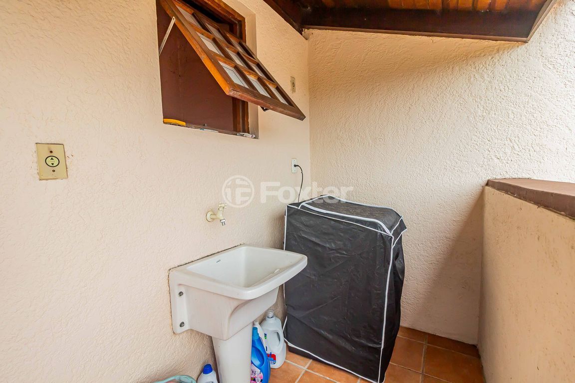 Casa em condominio para comprar em Wenceslau Escobar, 3714 - foto 33