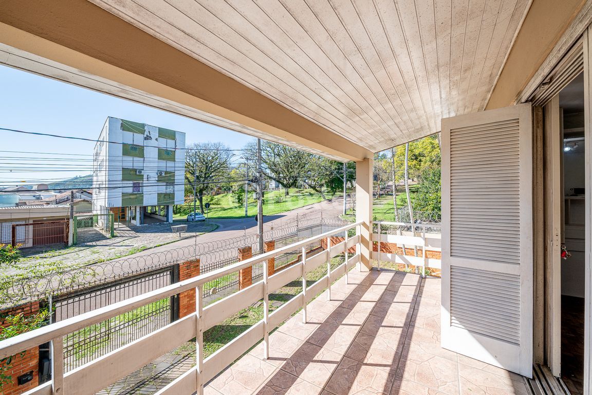 casa sobrado para comprar em Professor Clemente Pinto, 283 - foto 18