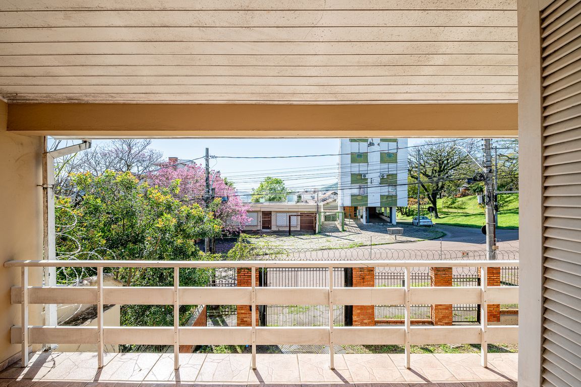 casa sobrado para comprar em Professor Clemente Pinto, 283 - foto 17