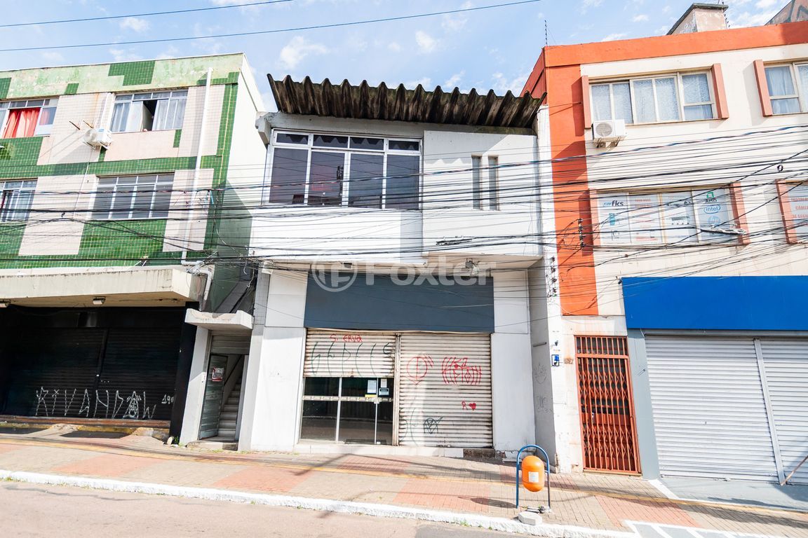 Prédio para comprar em Passo da Areia, Porto Alegre - foto 1