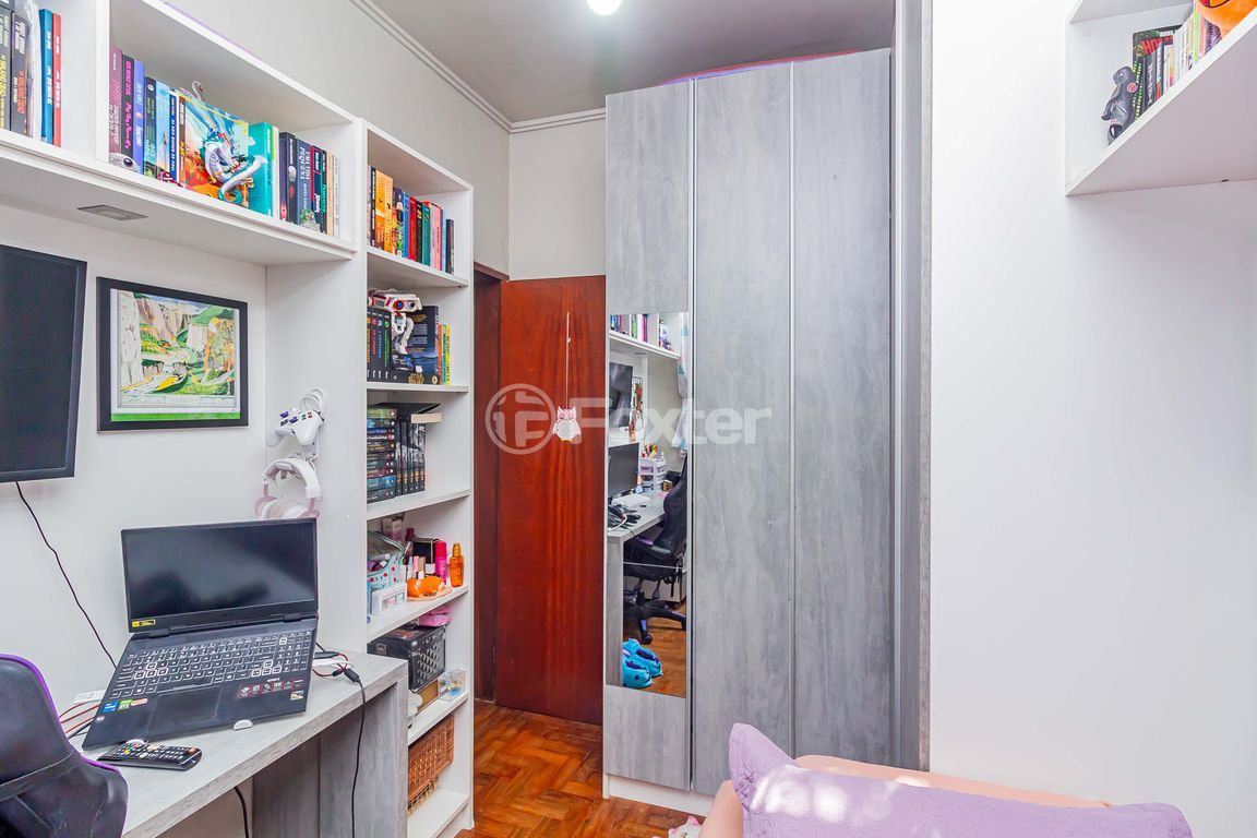 casa sobrado para comprar em Arapei, 391 - foto 15