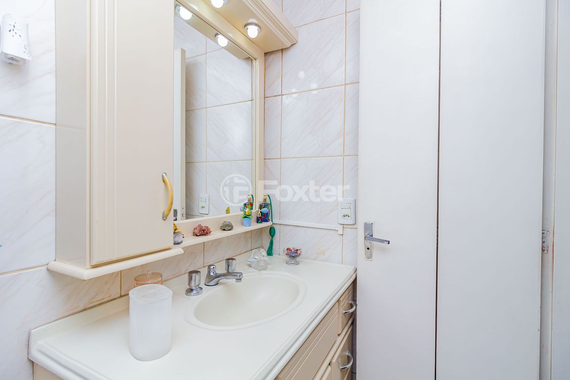 Apartamento para comprar em Sarmento Leite, 995 - foto 13