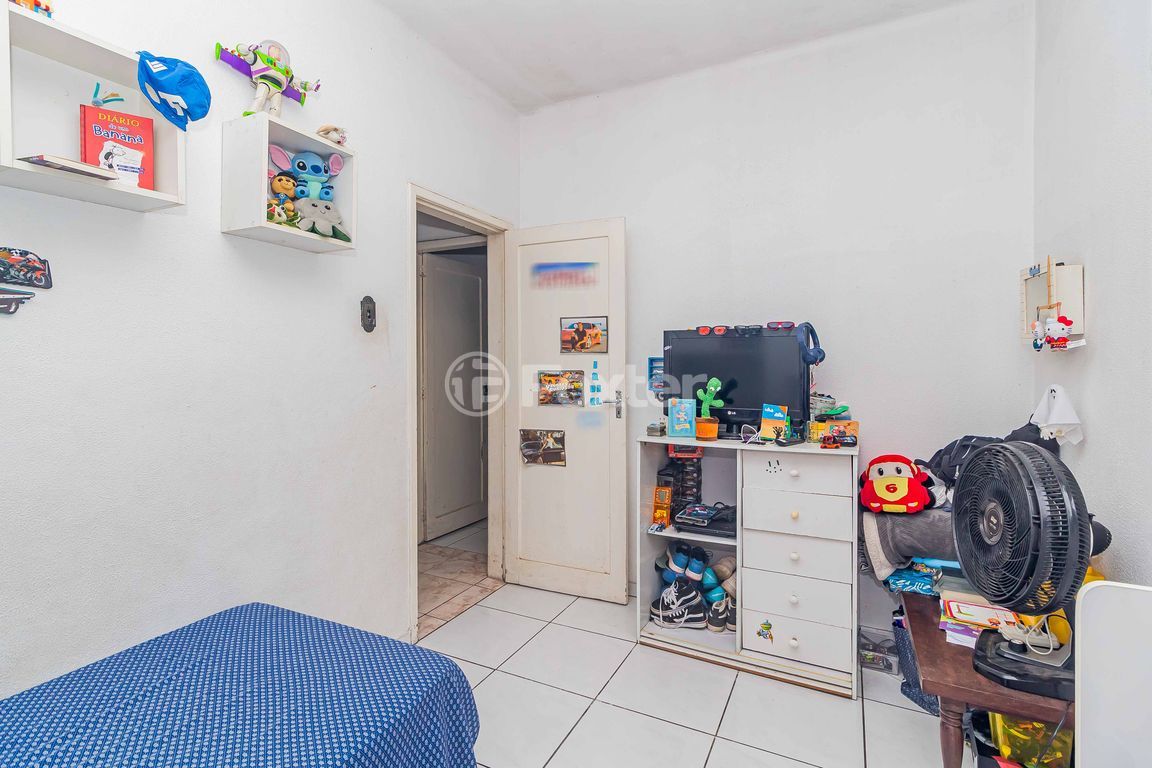 casa sobrado para comprar em Nehita Martins Ramos, 67 - foto 9