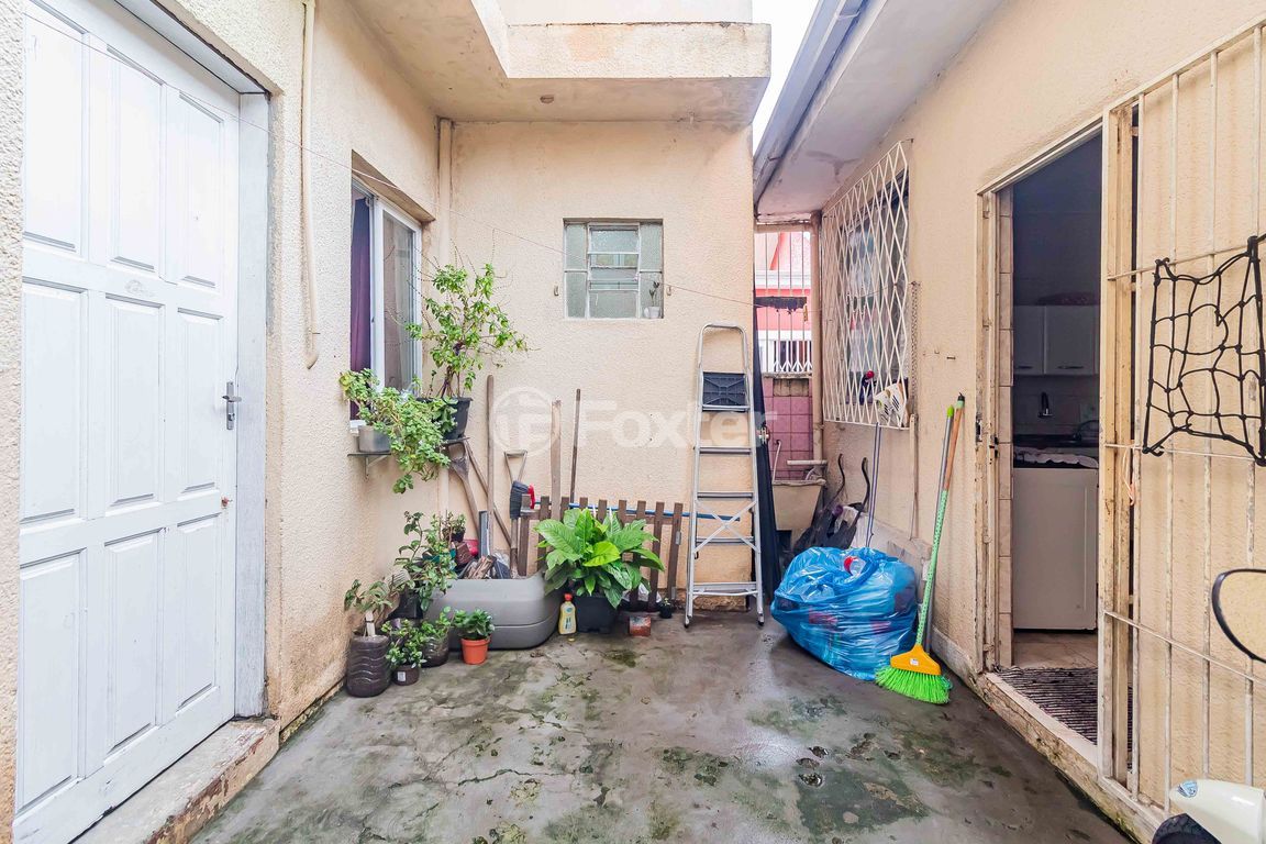 casa sobrado para comprar em Nehita Martins Ramos, 67 - foto 22