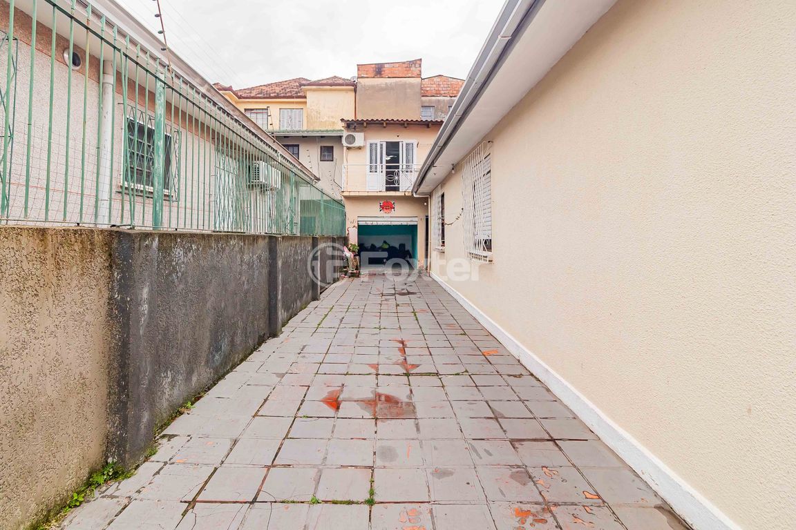 casa sobrado para comprar em Nehita Martins Ramos, 67 - foto 57