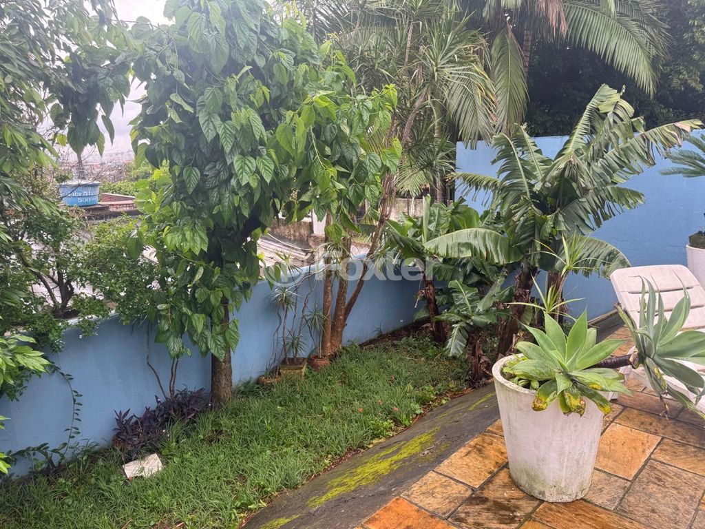 casa sobrado para comprar em Luiz Moschetti, 550 - foto 16