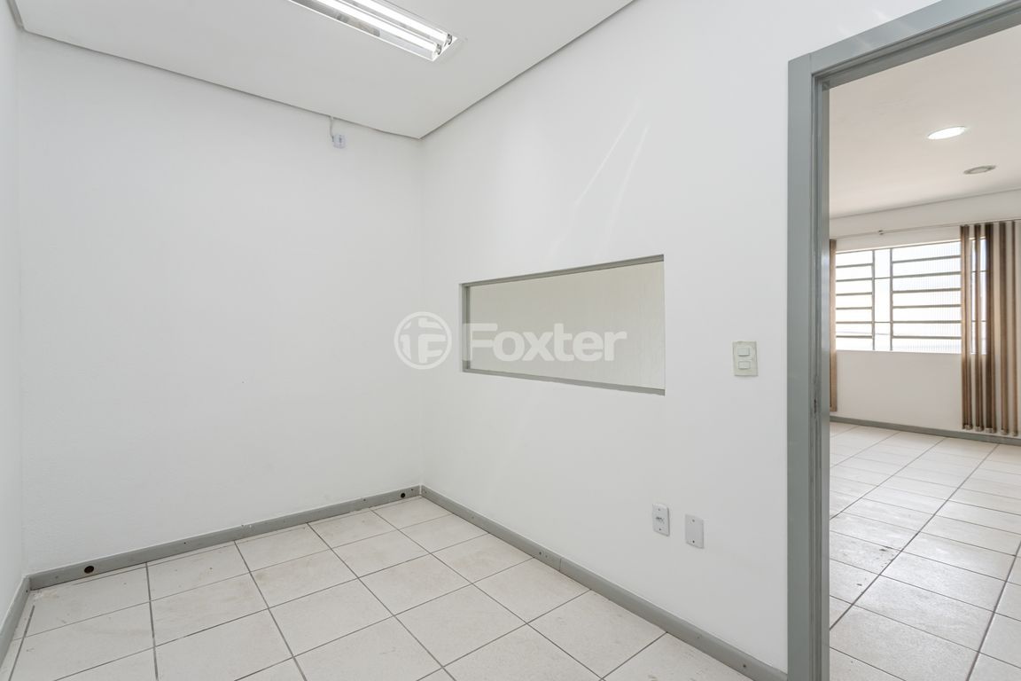 galpao deposito pavilhao para comprar em Doutor João Inácio, 1624 - foto 14