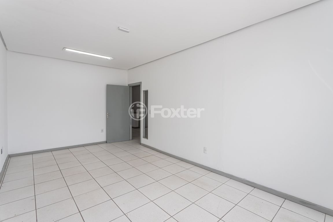 galpao deposito pavilhao para comprar em Doutor João Inácio, 1624 - foto 29