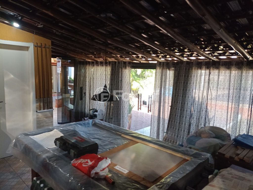 casa sobrado para comprar em Curitiba, 2024 - foto 16