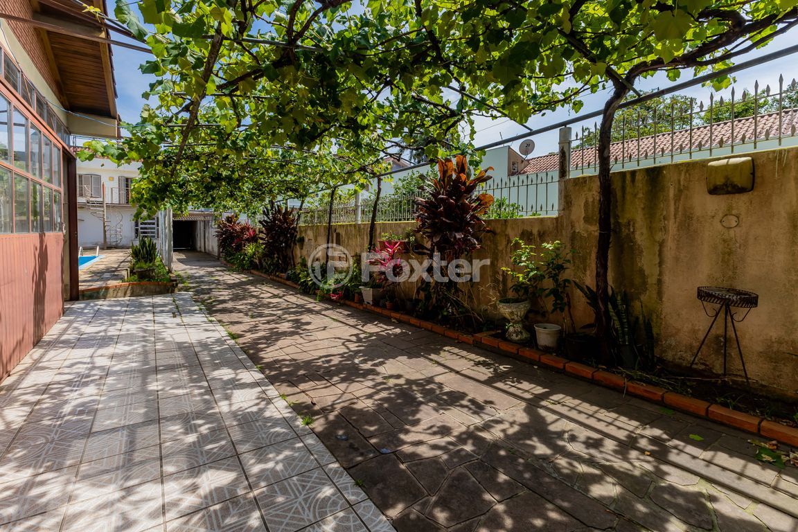 casa sobrado para comprar em Chico Pedro, 199 - foto 110
